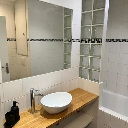 Douillet Appartement *